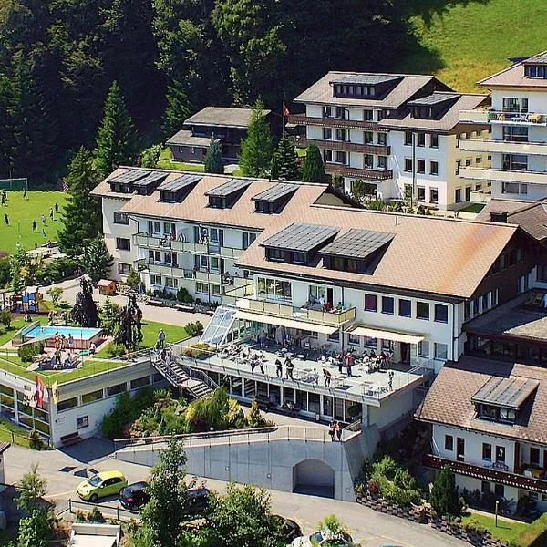 Ferienwohnungen JHS，位于Seewis im Prättigau的酒店