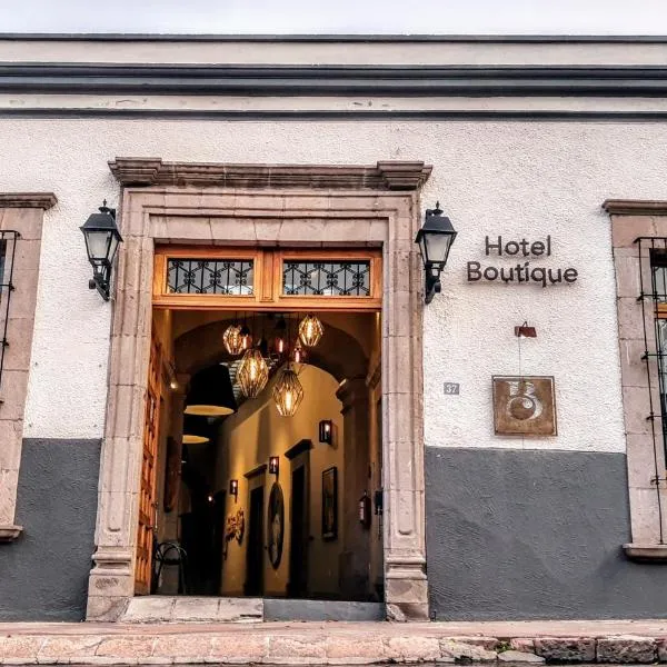 Casa Brunella - Hotel Boutique Querétaro，位于La Cañada的酒店