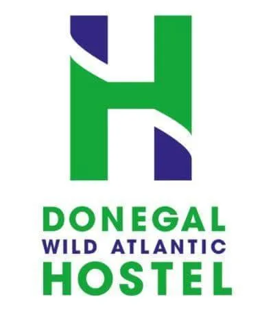 Donegal Wild Atlantic Hostel，位于邓格洛的酒店