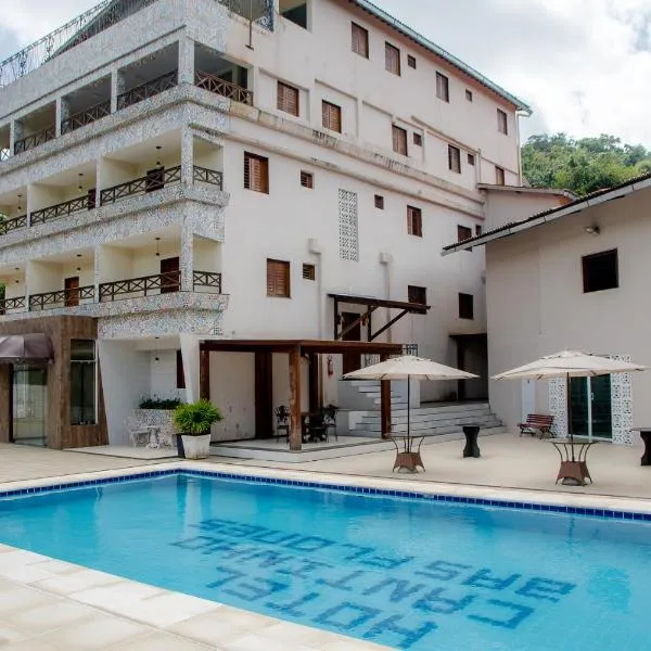 HOTEL CANTINHO DAS FLORES，位于穆隆古的酒店