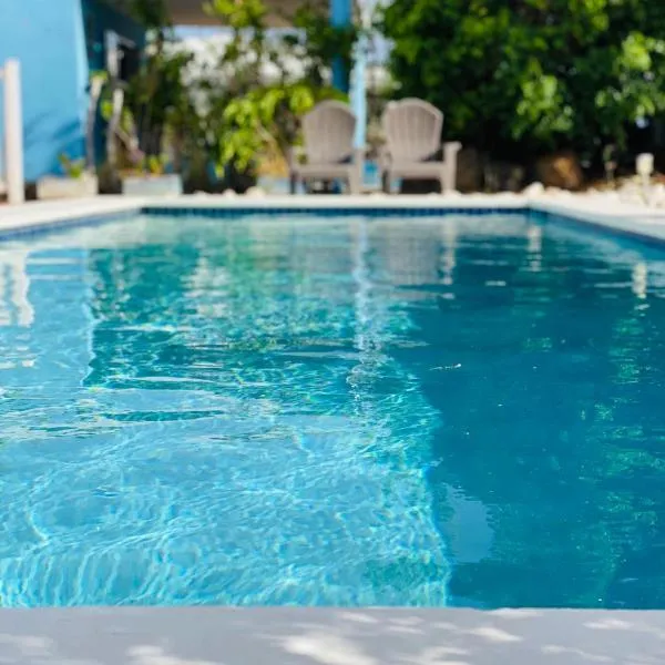 Tropical Breeze Curaçao，位于Santa Catharina的酒店