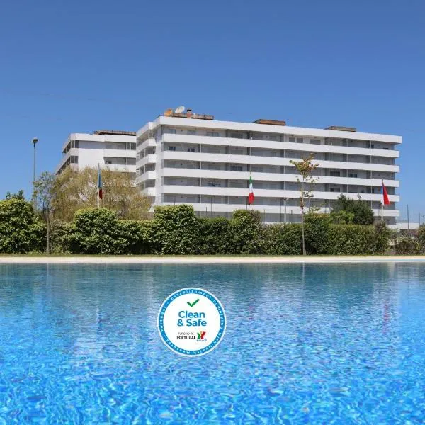 库里亚俱乐部酒店，位于Sangalhos的酒店
