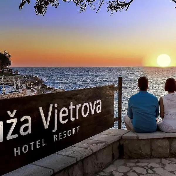 Ruza Vjetrova - Wind Rose Hotel Resort，位于多布拉沃达的酒店
