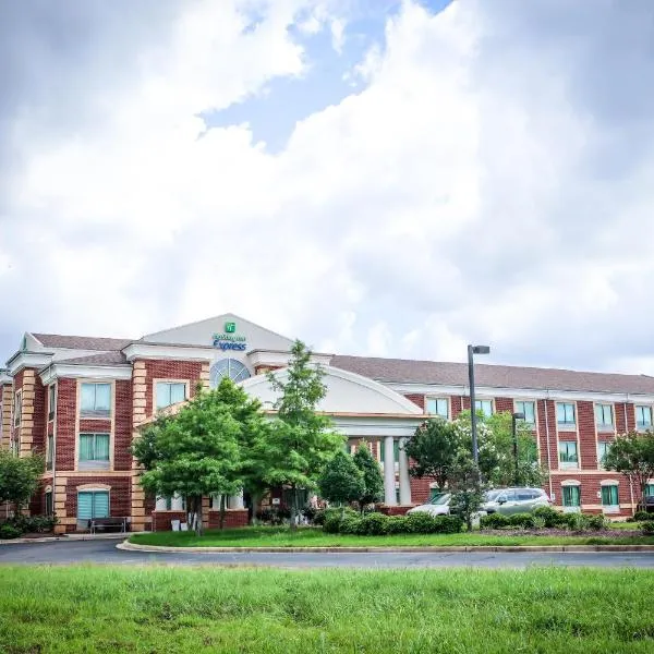 Holiday Inn Express Hotel & Suites Memphis/Germantown by IHG，位于孟菲斯的酒店