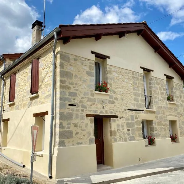 Gîte avec jacuzzi à Lamothe d'Alès，位于Lavergne的酒店