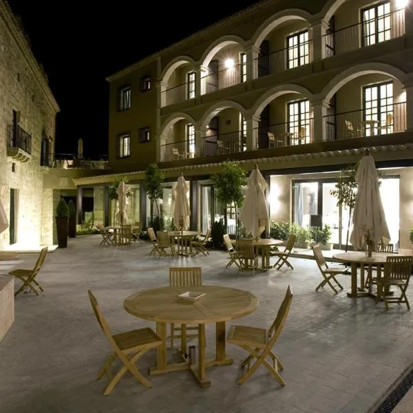 HOTEL PALACIO DE MENGIBAR，位于Cazalilla的酒店