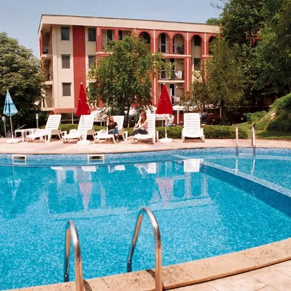 Rilena Hotel，位于希典的酒店