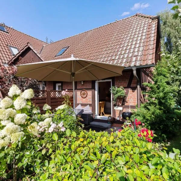 Picturesque Holiday Home in Kritzmow with Garden，位于Klein Sprenz的酒店