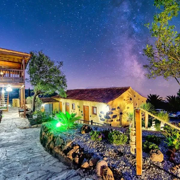 Hotel Rural La Correa del Almendro & Bubble Experience - Adults Only，位于圣米格尔德阿沃纳的酒店