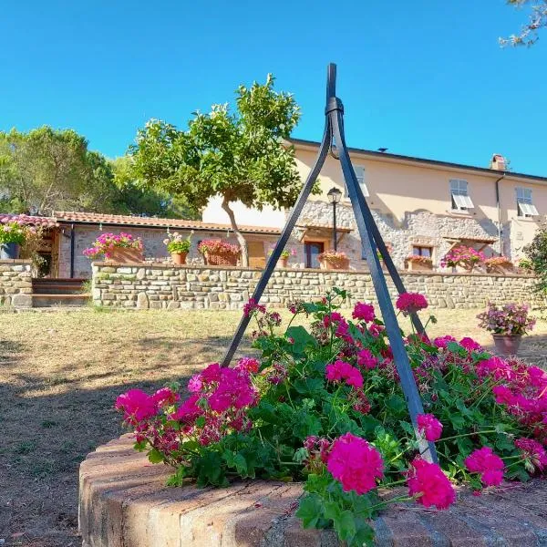 Agriturismo Mezzo Poggio Suvereto，位于苏韦雷托的酒店