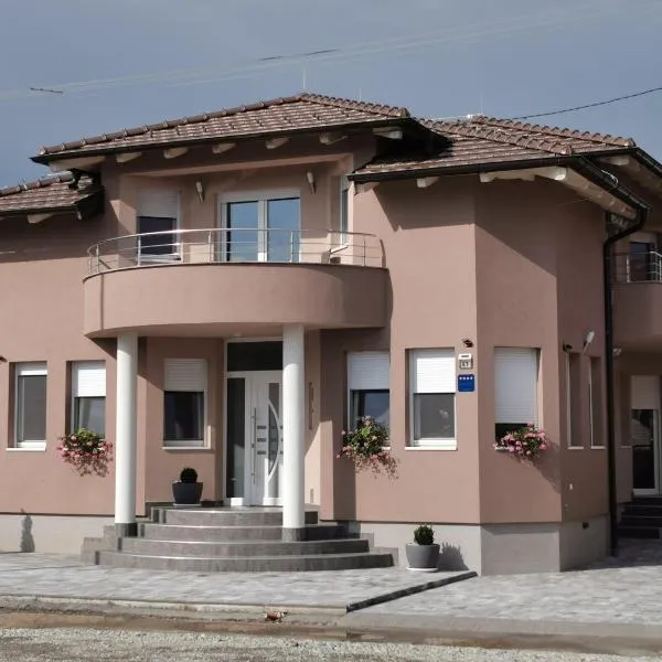 Apartman Božur ****，位于Drenje的酒店