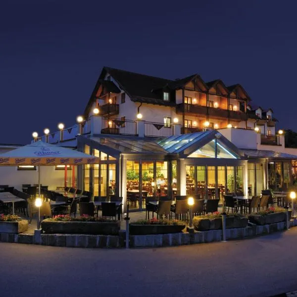 湖滨全景酒店，位于诺因布尔格福尔姆瓦尔德的酒店