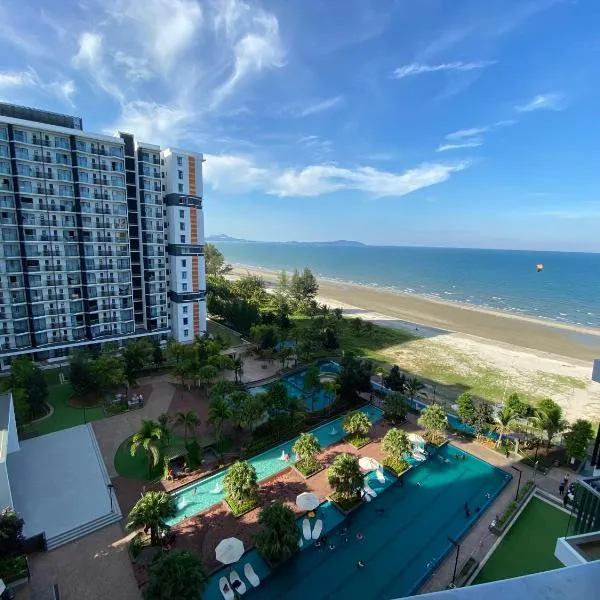 Timurbay Seafront Residence aRRayyan Suites，位于关丹的酒店