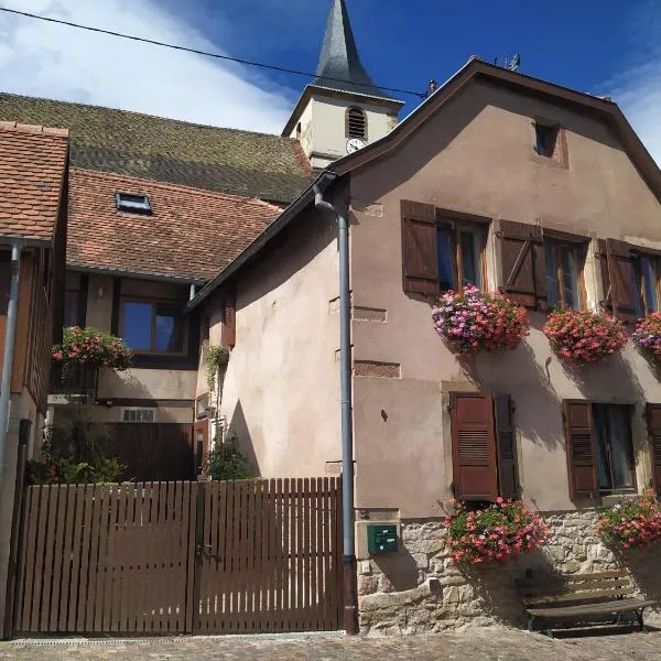 Appartement duplex chez Sandra，位于奥特罗特的酒店