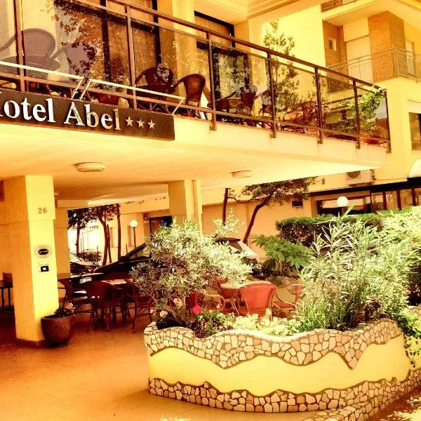 Hotel Abel & Residence，位于切塞纳蒂科的酒店