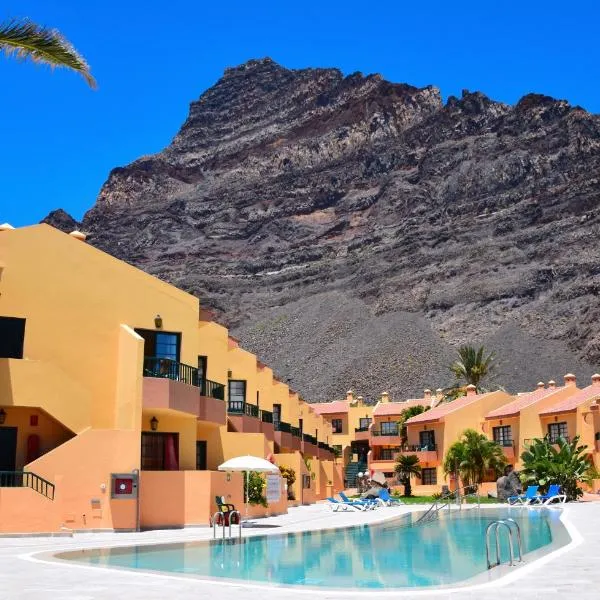 三棵棕榈树度假酒店，位于El Cercado的酒店