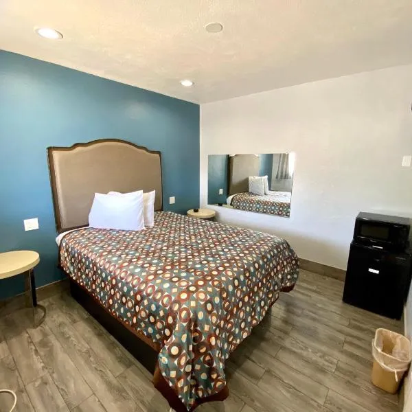 Dixie Motel，位于康普顿的酒店