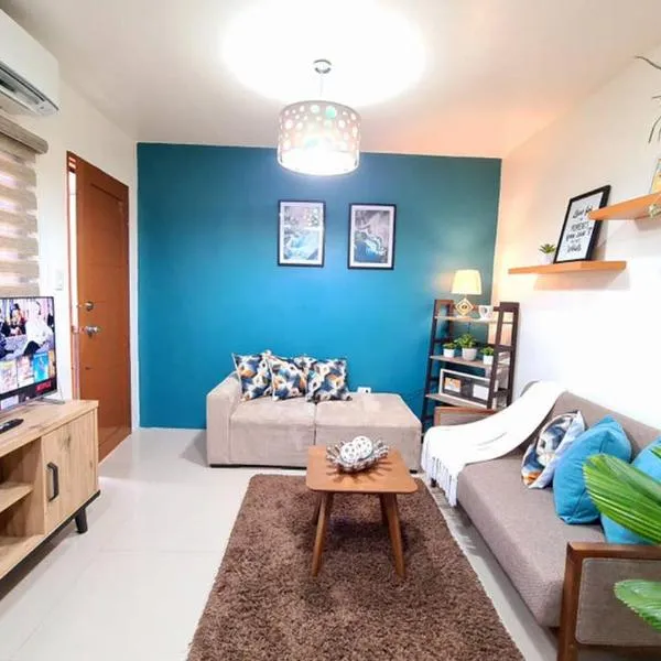 Cozy Space Near SM with Netflix and Fiber WiFi，位于利帕的酒店