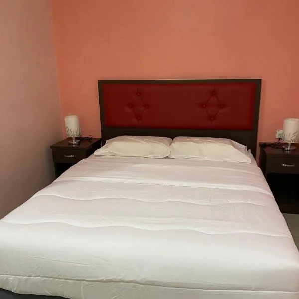 HOTEL SAKIRAH，位于Kampong Bukit Kechil的酒店