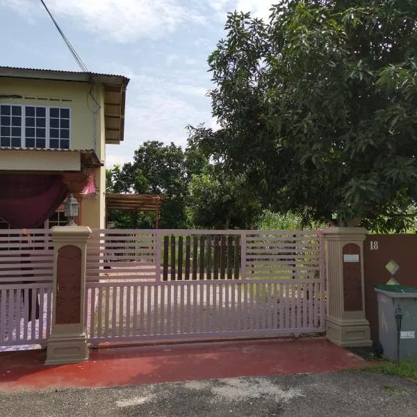 Sri Makmur Pontian Homestay，位于Kampong Parit Tengah的酒店