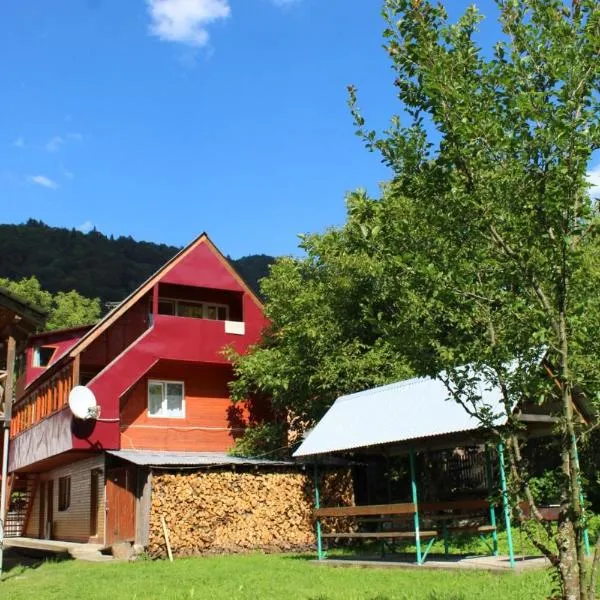 Садиба У Йосипа，位于Ustʼ-Chorna的酒店