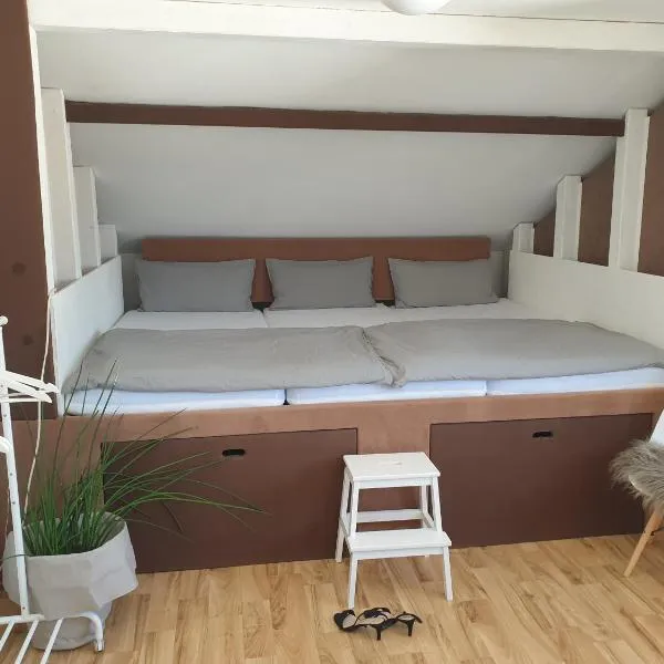 Studio 11，位于Neuffen的酒店
