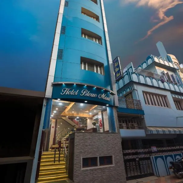 Hotel Bleue Mont，位于瓦拉纳西的酒店