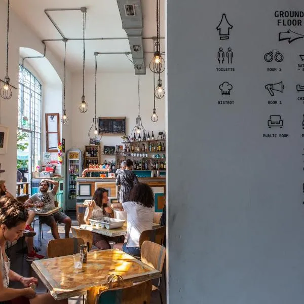 夫人酒馆旅馆，位于米兰的酒店