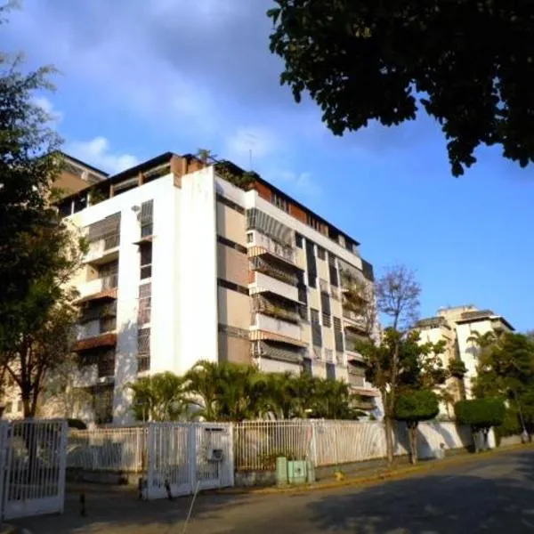 Apartamento tipo estudio，位于El Rodeo的酒店