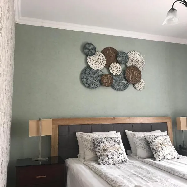 Eden Apartman，位于Algyő的酒店