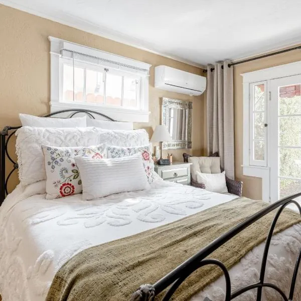 Casita Gundry- Boutique Hideaway, Quaint Historic Charm，位于长滩的酒店