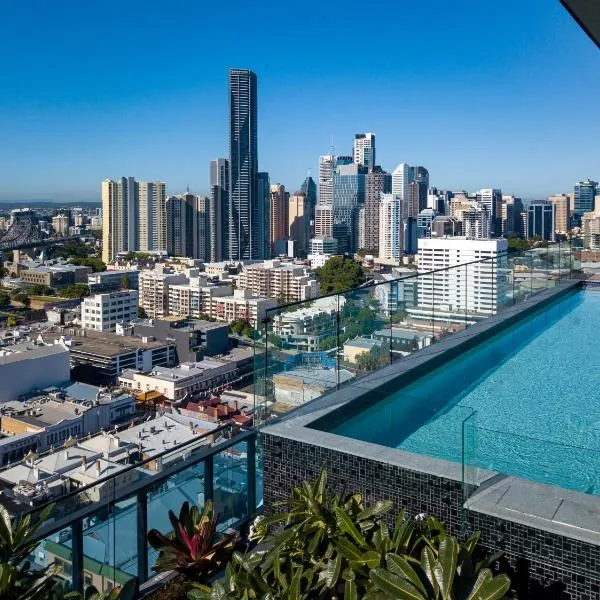 Fortitude Valley Apartments by CLLIX，位于布里斯班的酒店