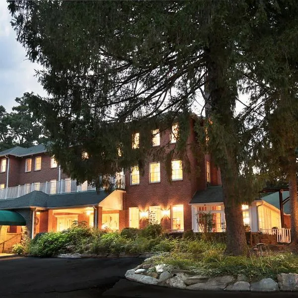 The Monte Vista Hotel，位于Montreat的酒店