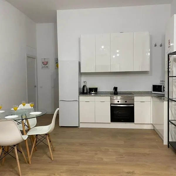 Aluche Aparment C，位于马德里的酒店