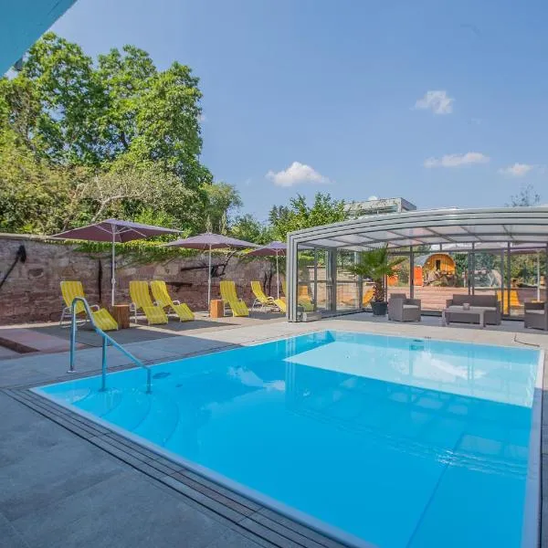 楚普法尔茨酒店，位于坎德尔的酒店