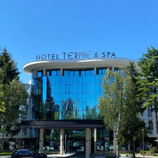 温泉水疗酒店，位于Rakovica的酒店
