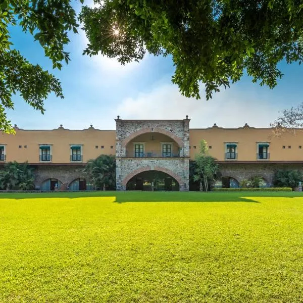 Fiesta Americana Hacienda San Antonio El Puente Resort & Spa，位于Ticumán的酒店