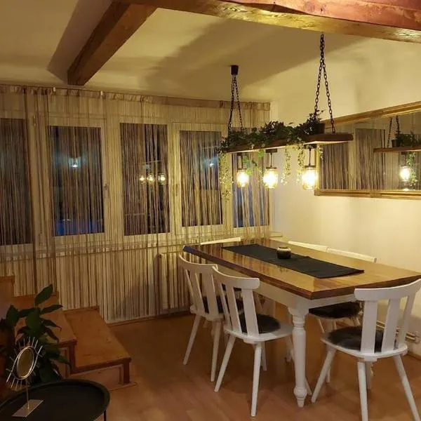Apartment Božo，位于克拉斯诺波利耶的酒店