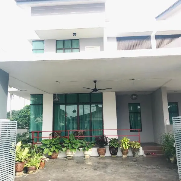 Ilham Bonda Homestay，位于Cukai的酒店