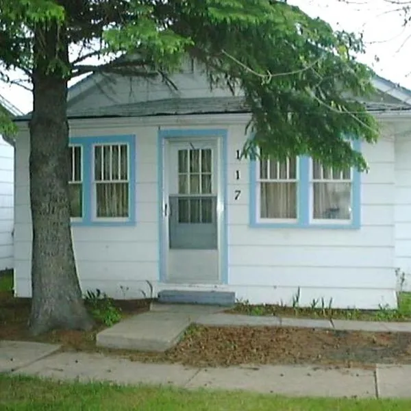 度假小屋酒店，位于Canora的酒店