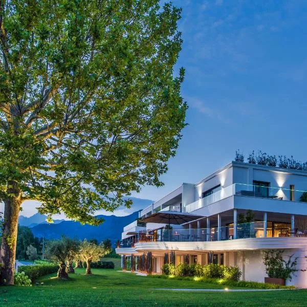 Bianca Relais, by R Collection Hotels，位于Oggiono的酒店