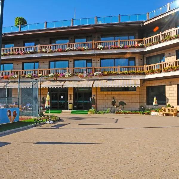 伊兹达公园酒店 ，位于Radevo的酒店