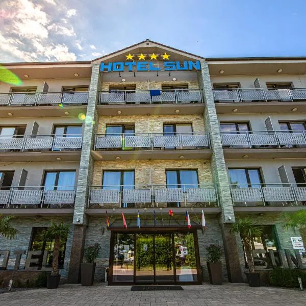 太阳酒店，位于Hrubá Borša的酒店