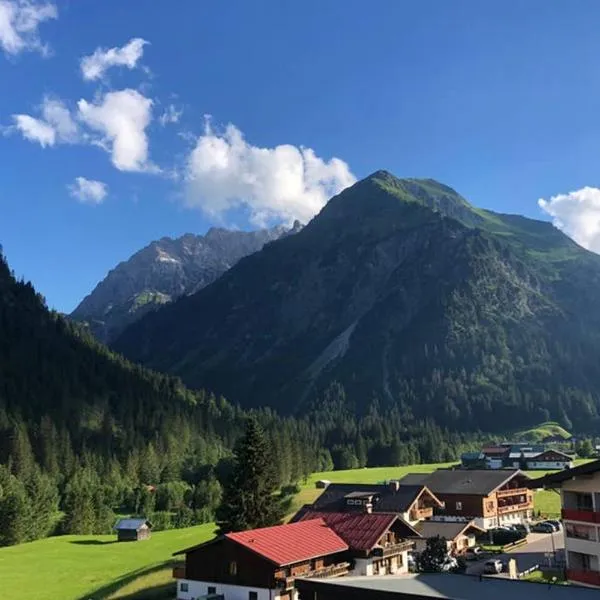 Groot appartement in Aparthotel met prachtig uitzicht，位于米特尔贝格的酒店