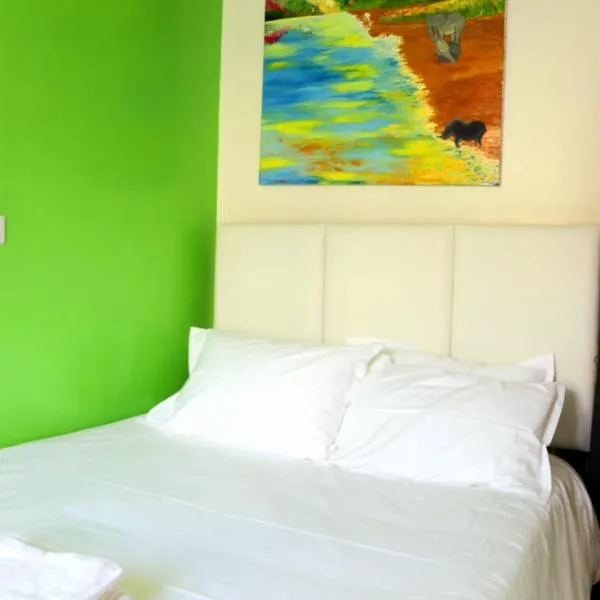 Little Green Room Homestay near JKIA Airport & SGR Railway Station，位于内罗毕的酒店