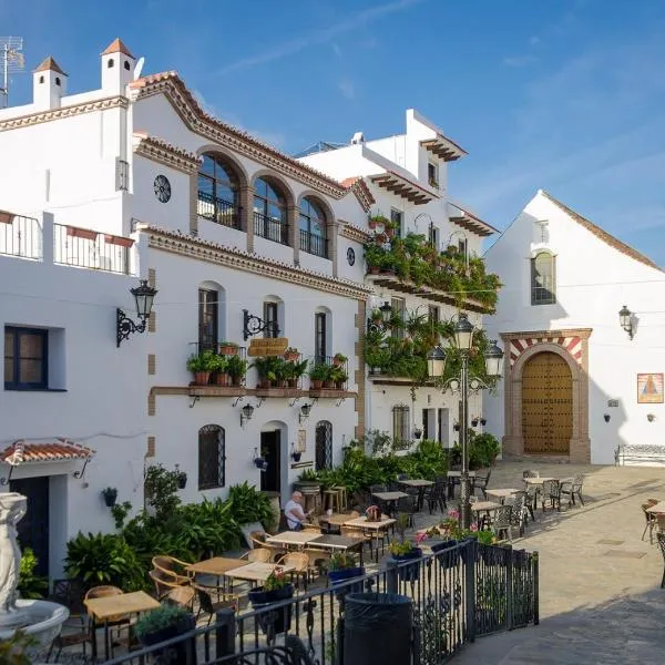 广场旅馆，位于Los Valverde的酒店
