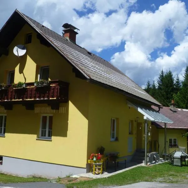 Gemütliches Ferienhaus am Waldrand，位于特洛普拉赫的酒店