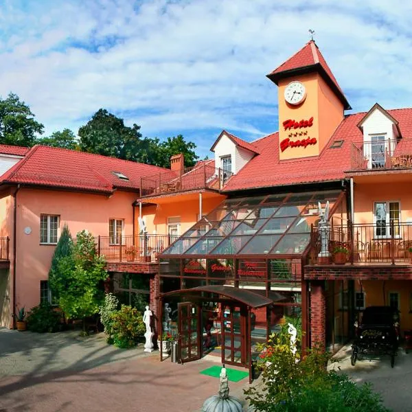 格拉西娅酒店，位于Lubiszyn的酒店