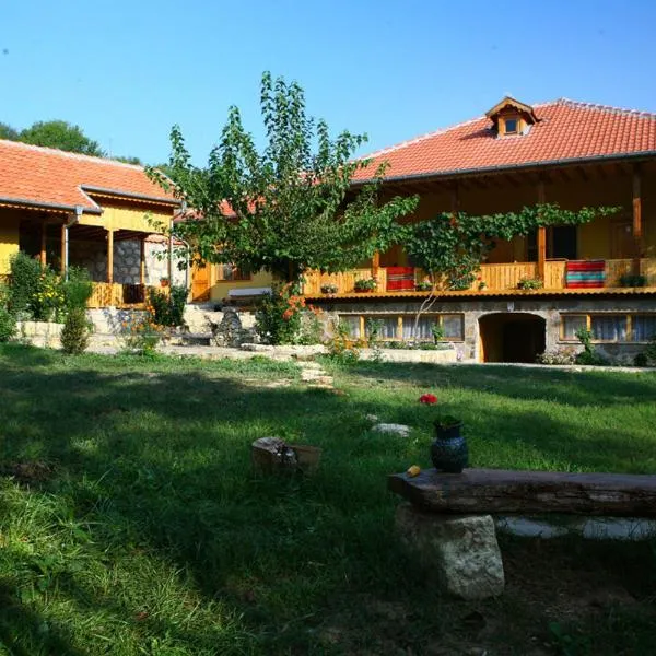 Pelican Birding Guest House，位于Silistra的酒店