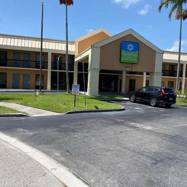 SureStay Hotel by Best Western Fort Pierce，位于皮尔斯堡的酒店